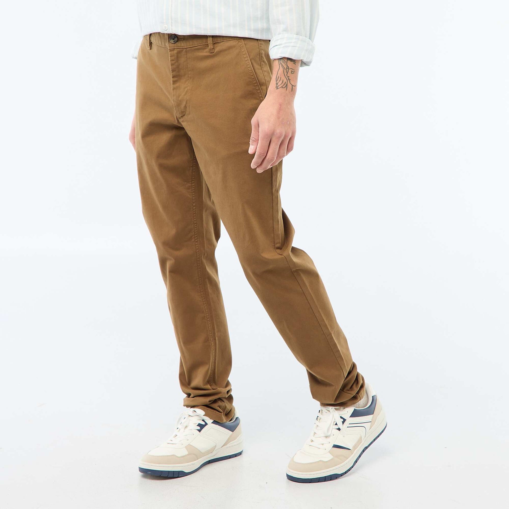 Pantalon chino slim MARRON