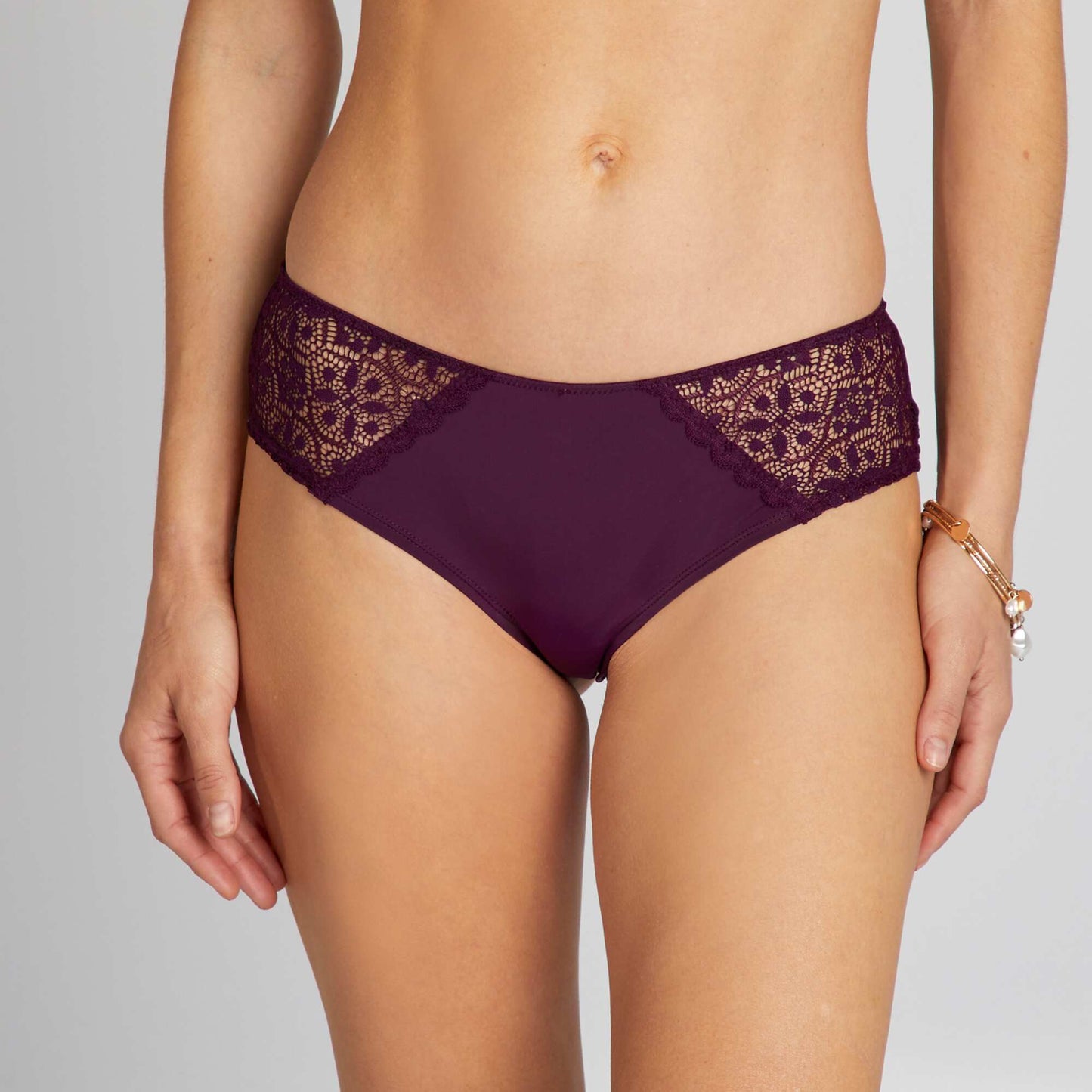 Shorty micro et dentelle Violet