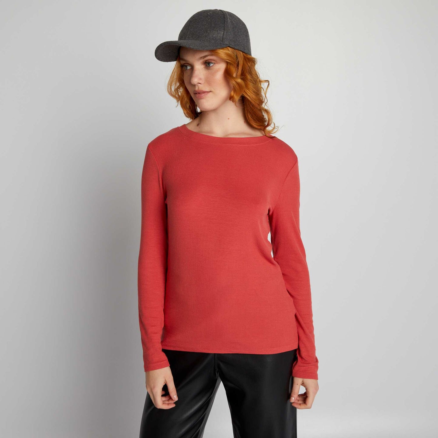 T-shirt en maille côtelée stretch Rouge