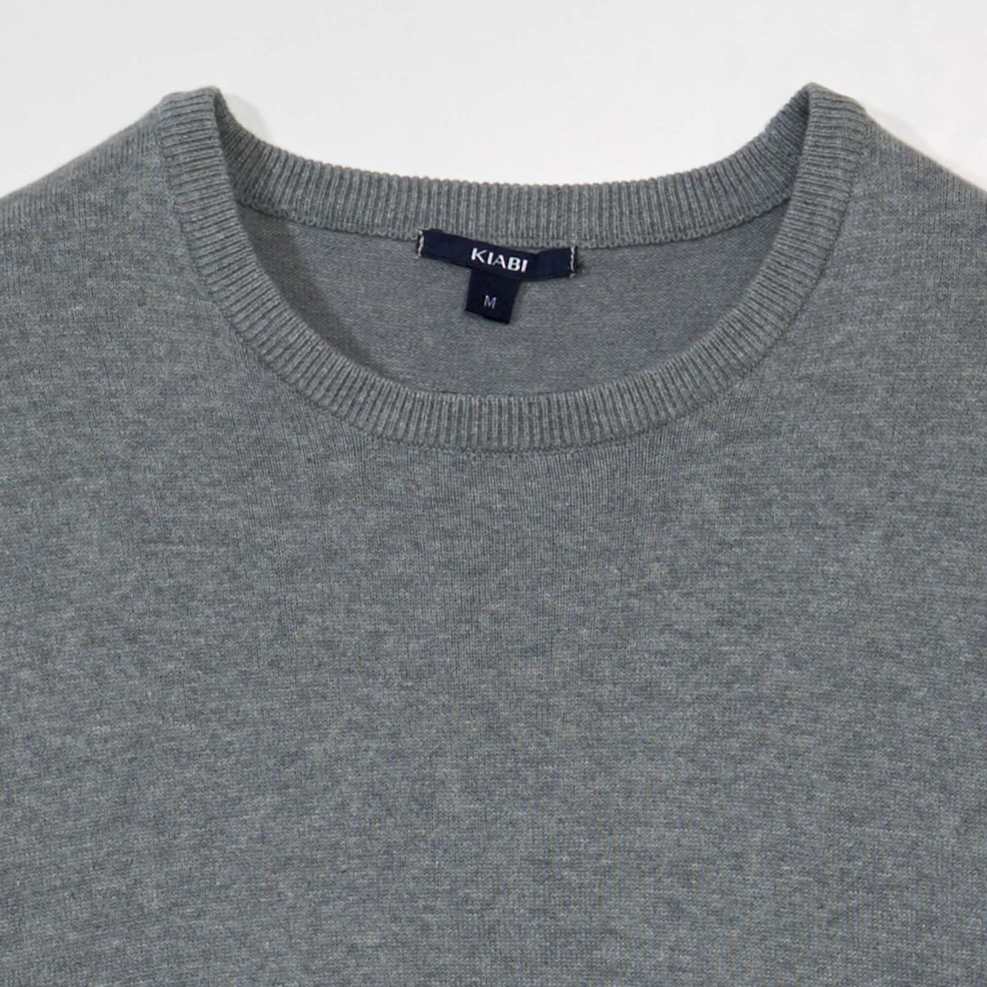 Pull uni à col rond Gris