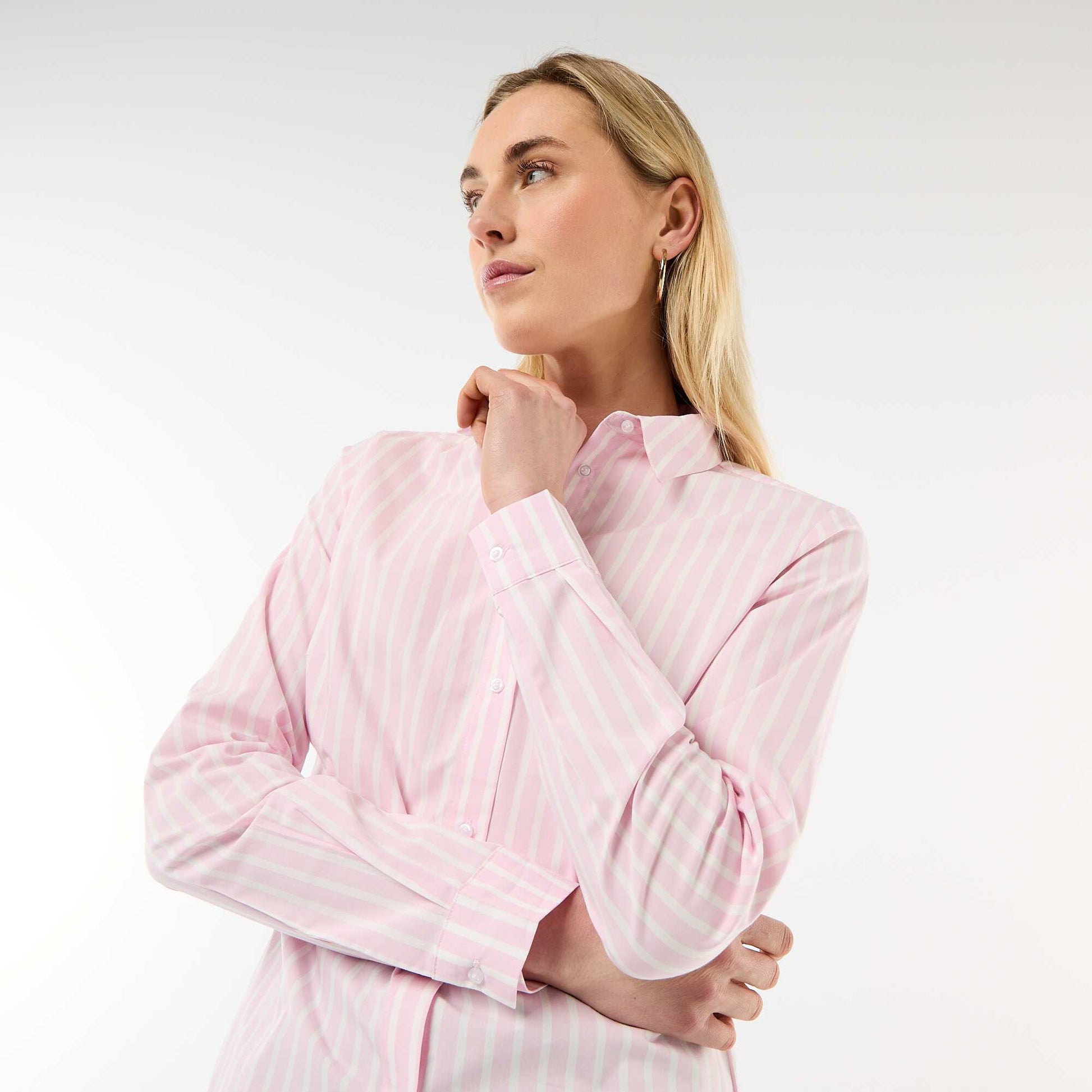 Chemise fittée col italien ROSE