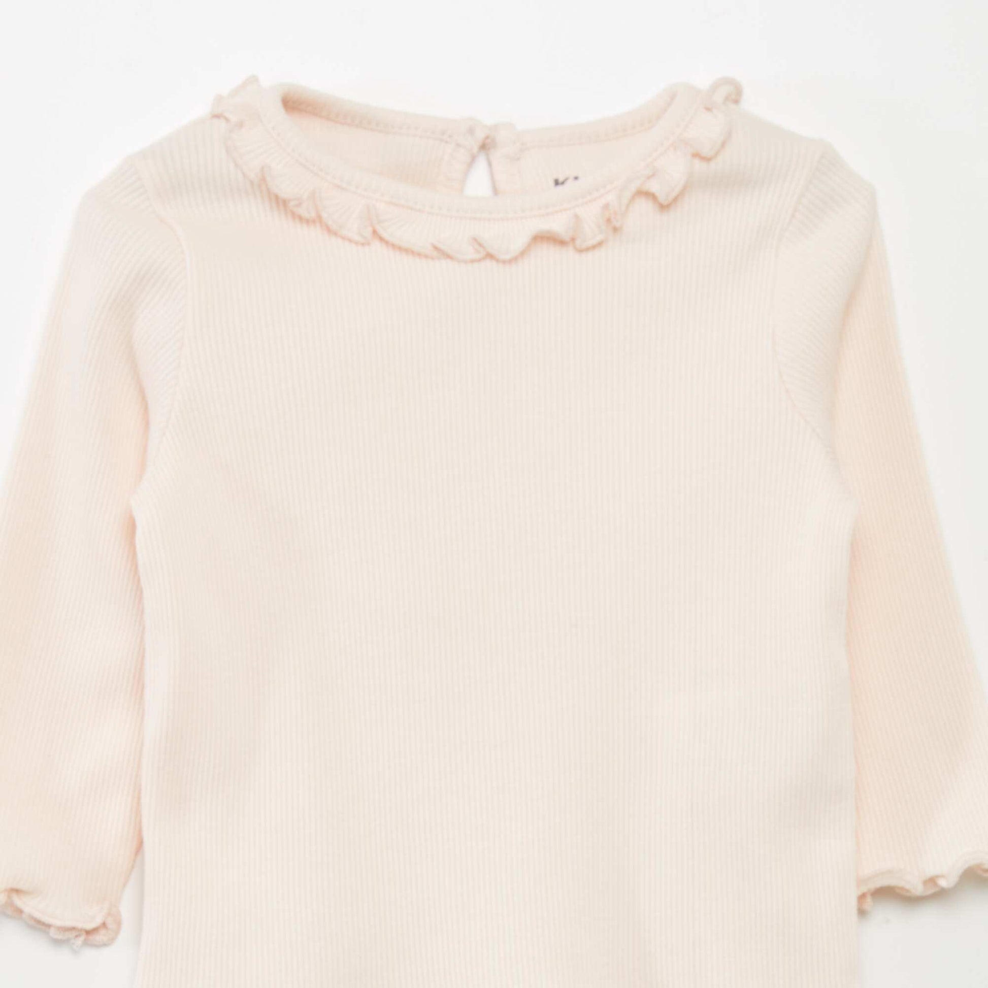 T-shirt en maille c tel e col volant Rose