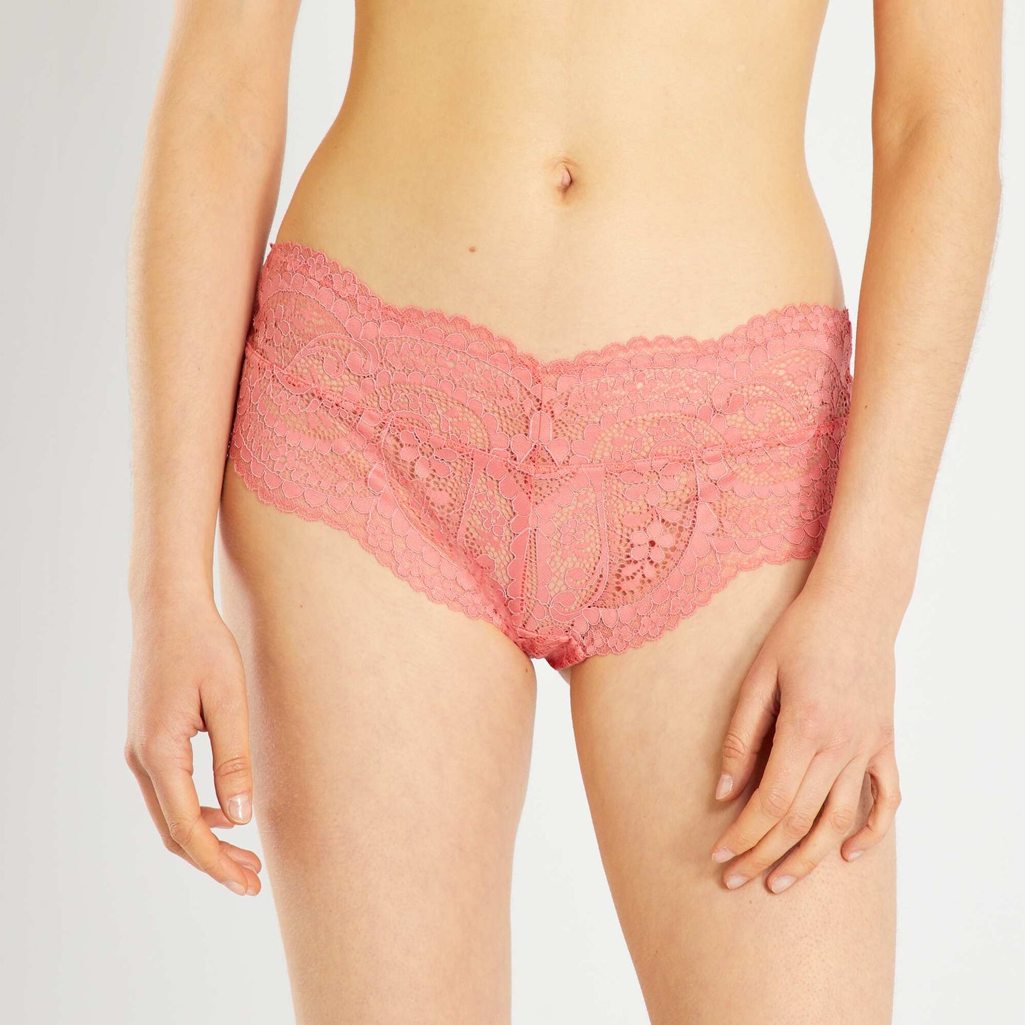 Shorty en dentelle rose