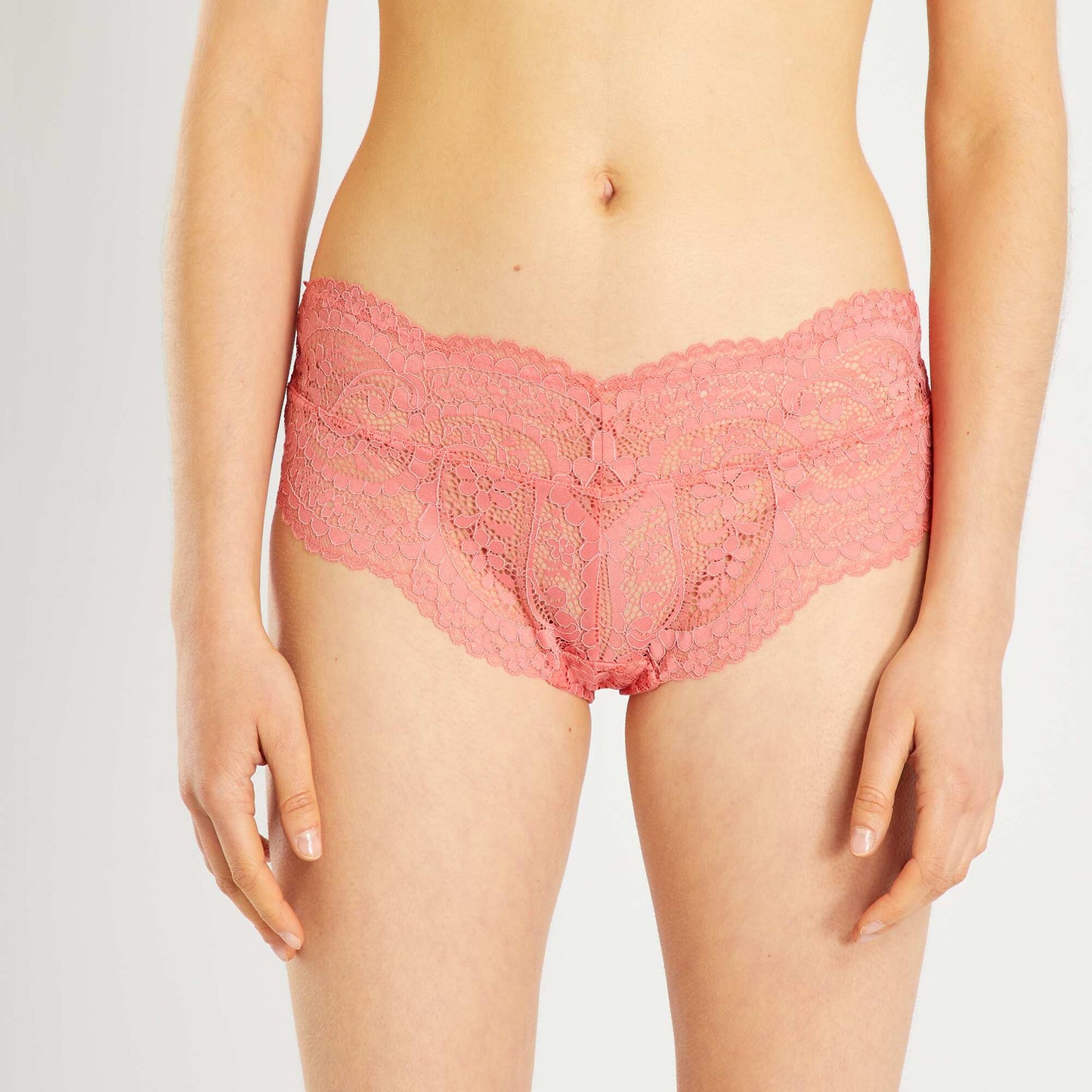 Shorty en dentelle rose