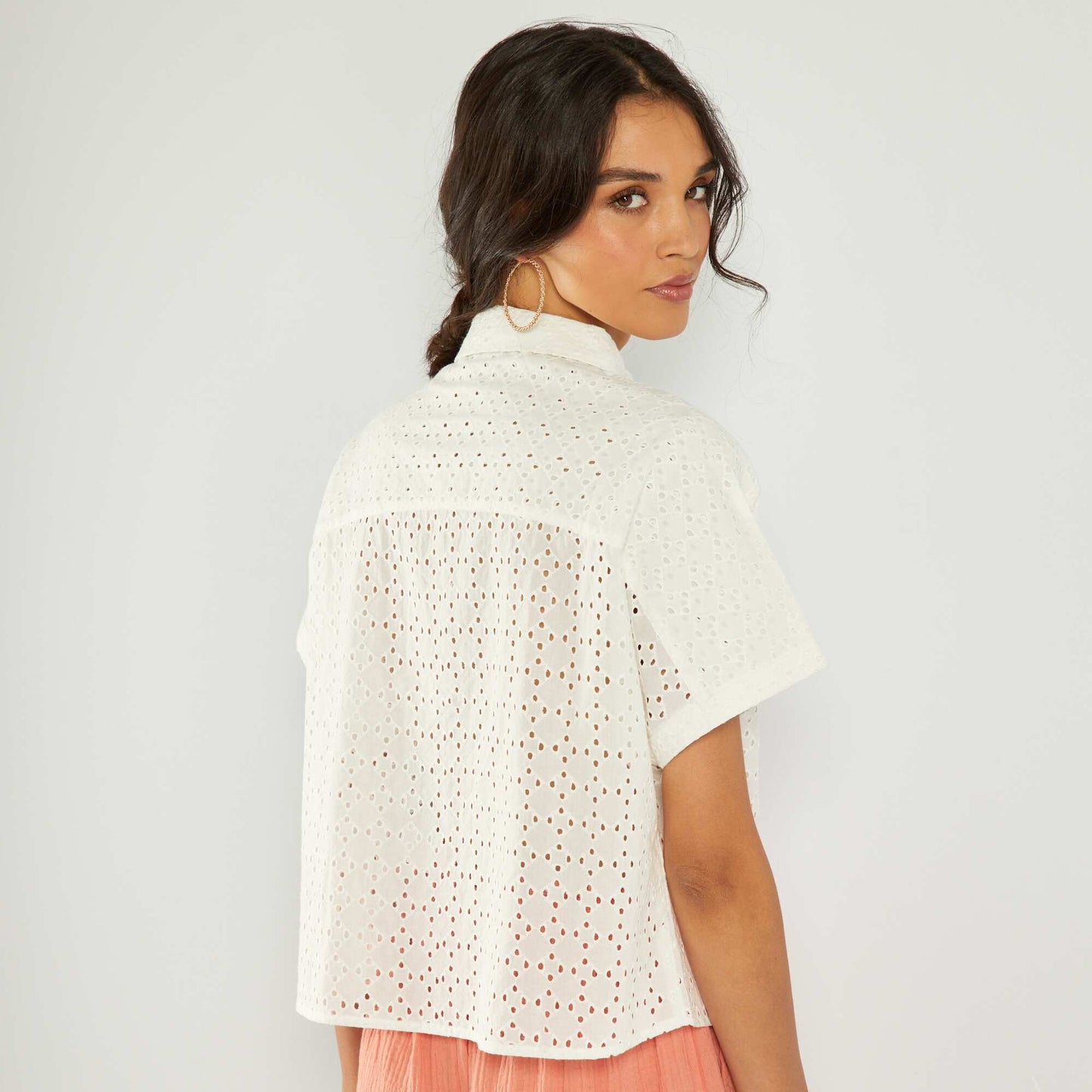 Chemise avec broderie blanc