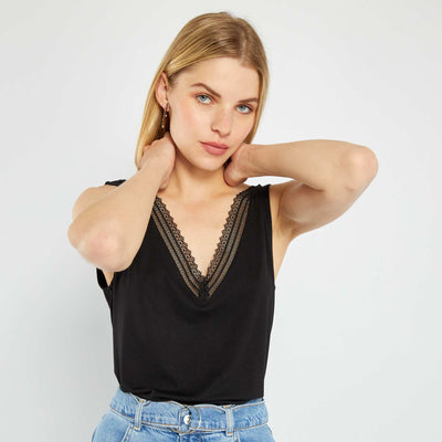 D bardeur stretch avec dentelle noir