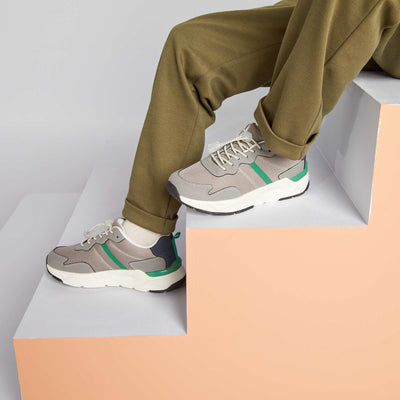 Baskets running bi-mati re gris