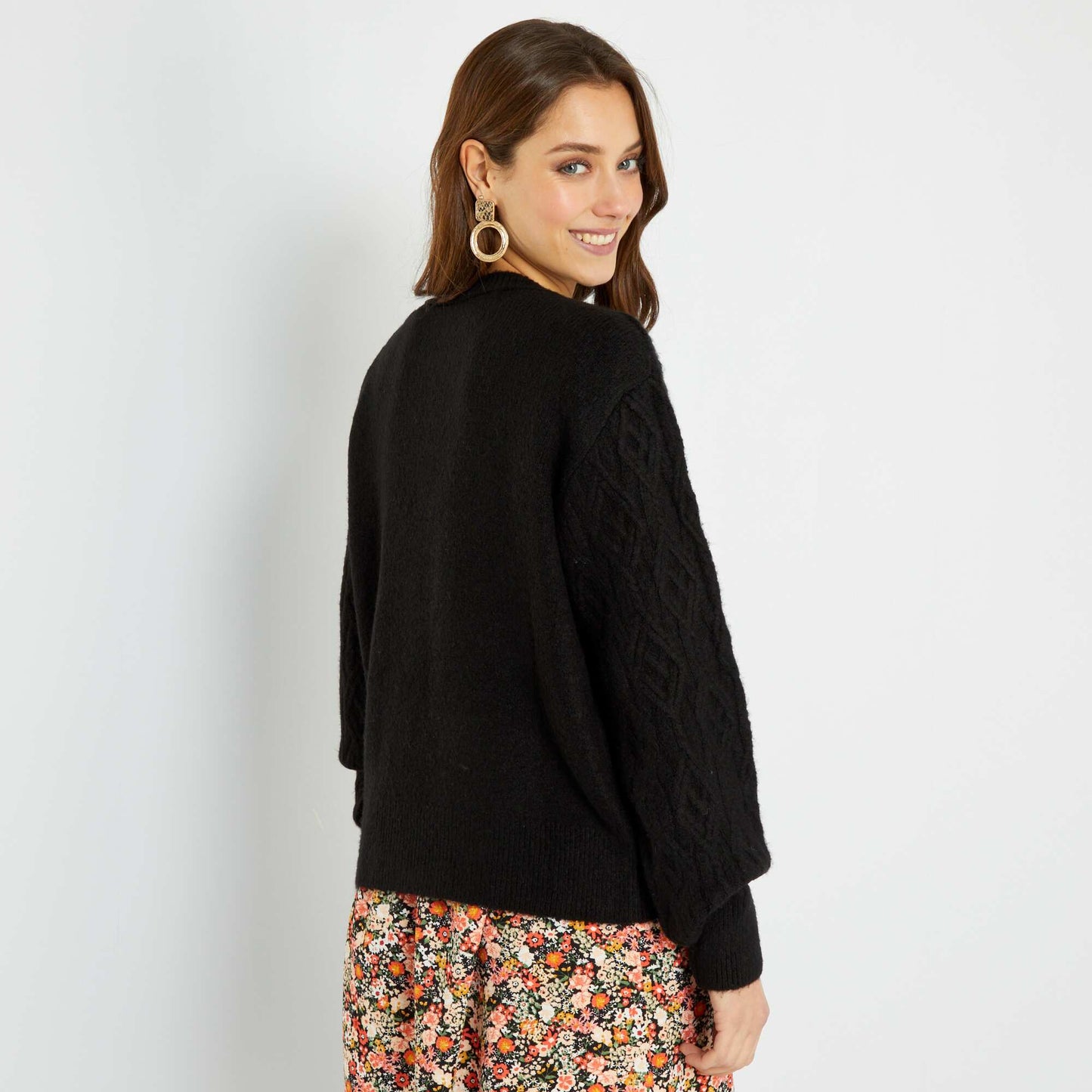 Pull en maille torsad e noir