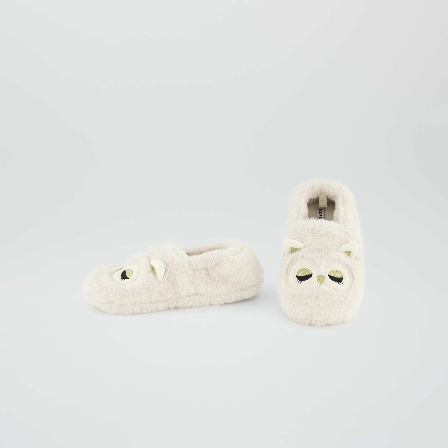 Chaussons en sherpa blanc