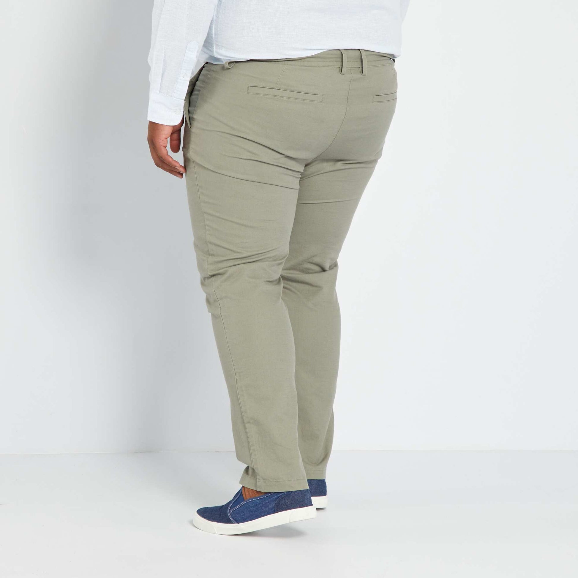 Pantalon type chino Kaki