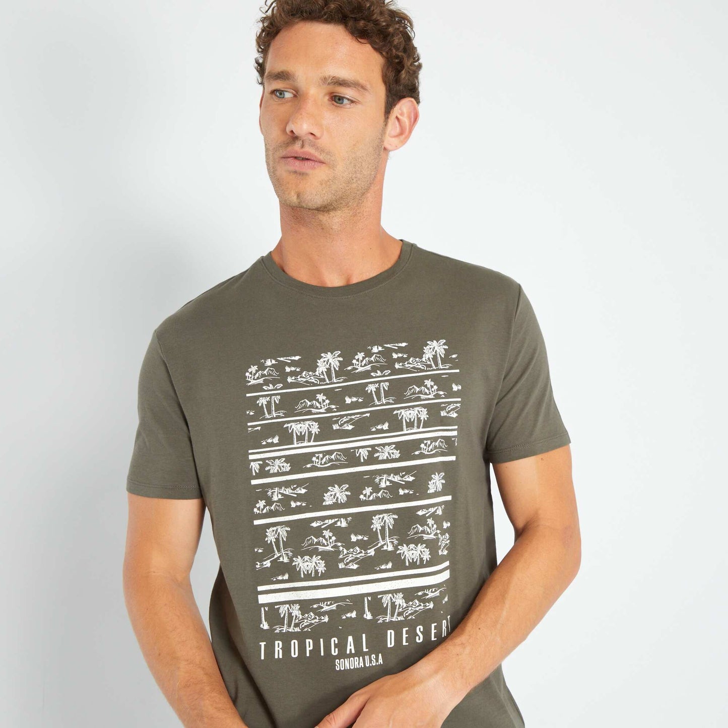 T-shirt en jersey avec print Kaki 'tropical desert'