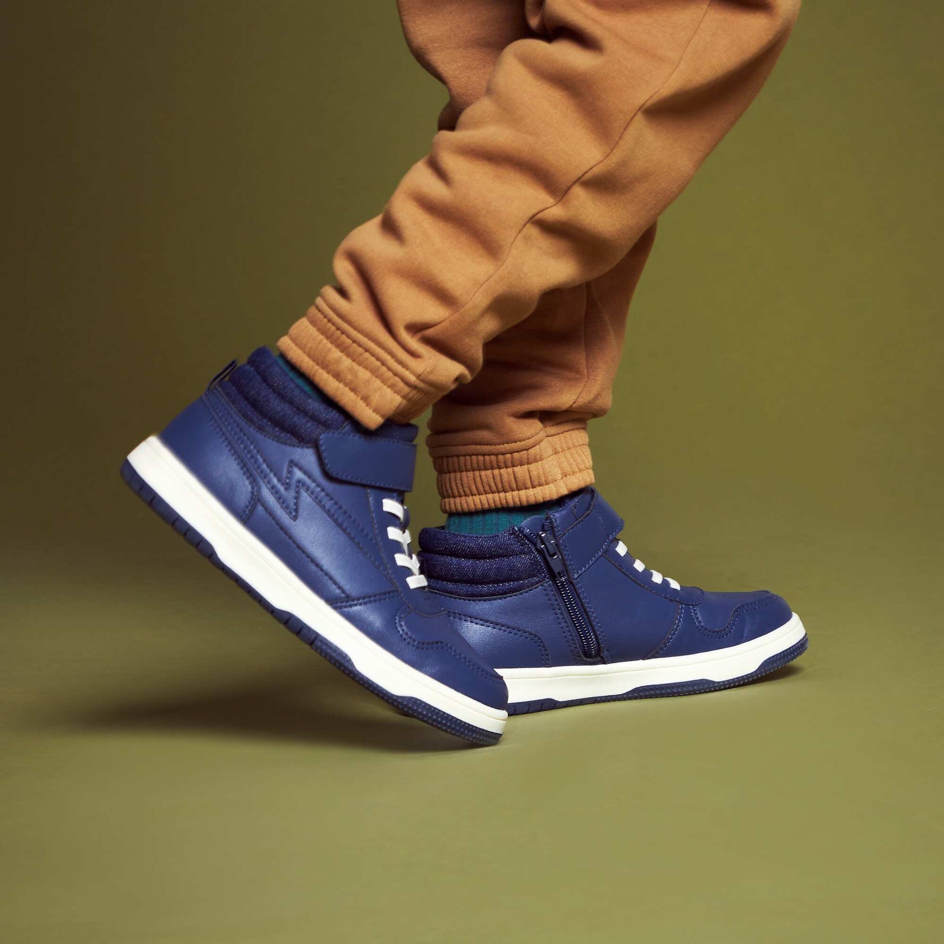Baskets montantes tricolore bleu fonc