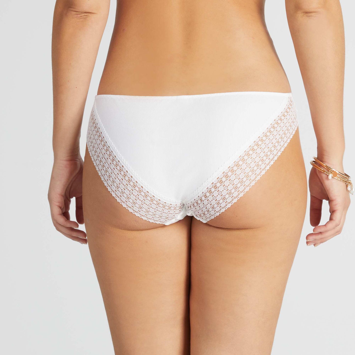 Culotte en galon dentelle blanc