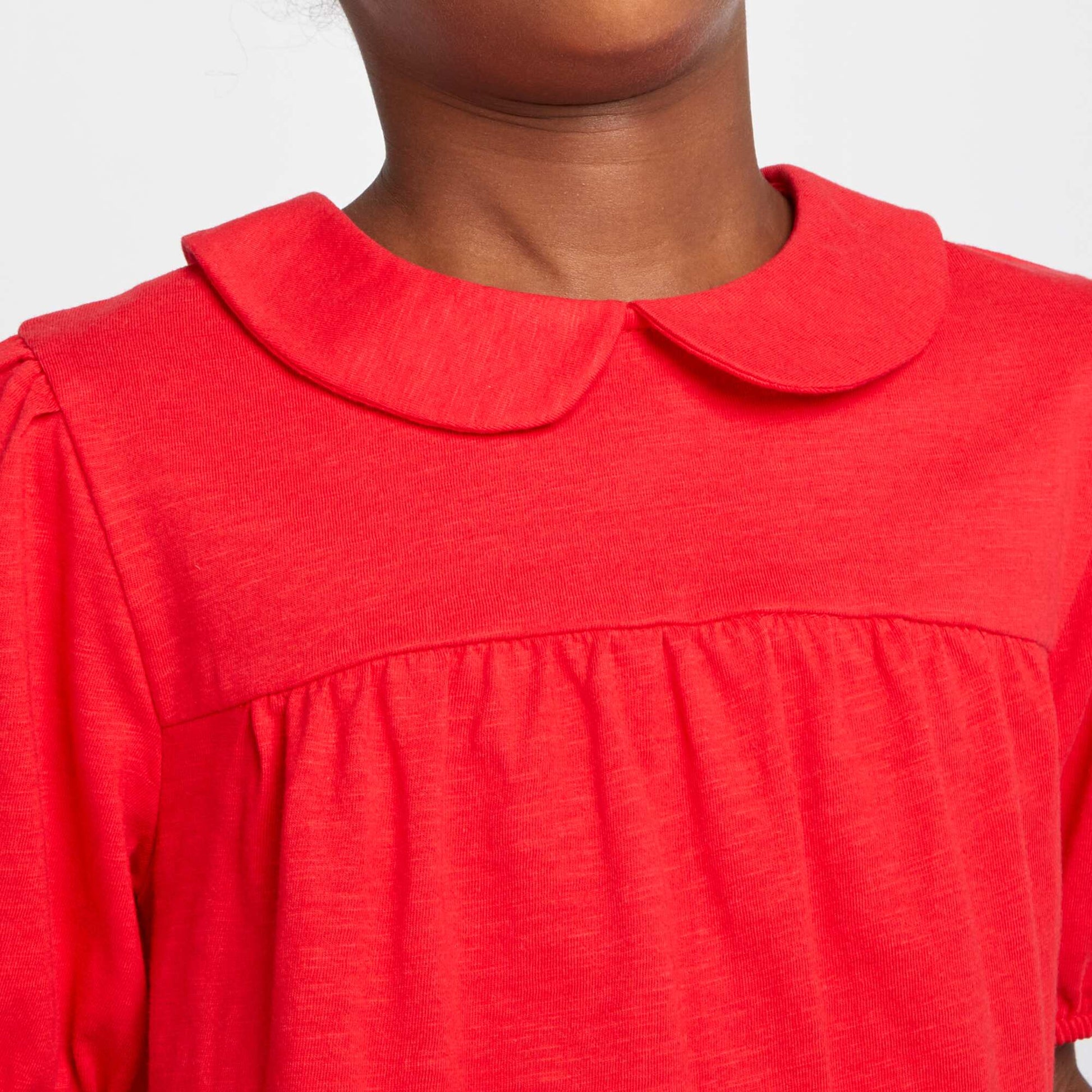 T-shirt avec col claudine Rouge