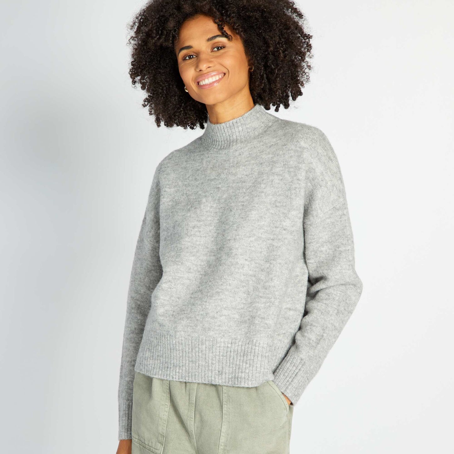 Pull en maille col montant Gris