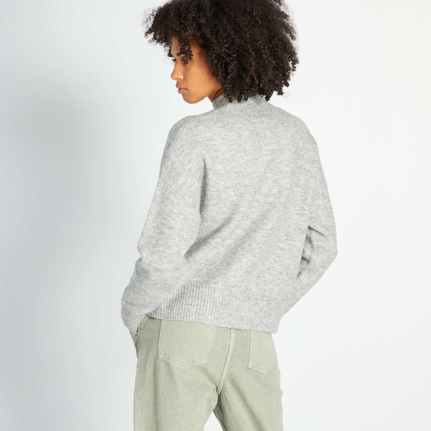 Pull en maille col montant Gris