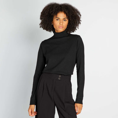 Pull en maille l g re col montant noir