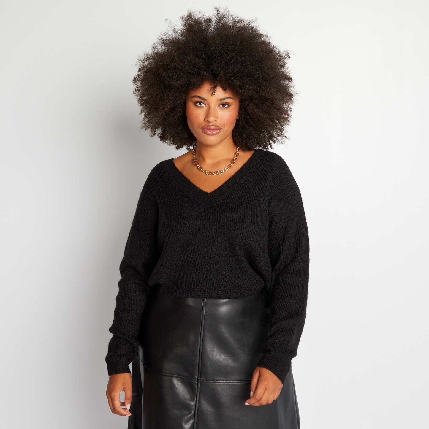 Pull en maille encolure V noir