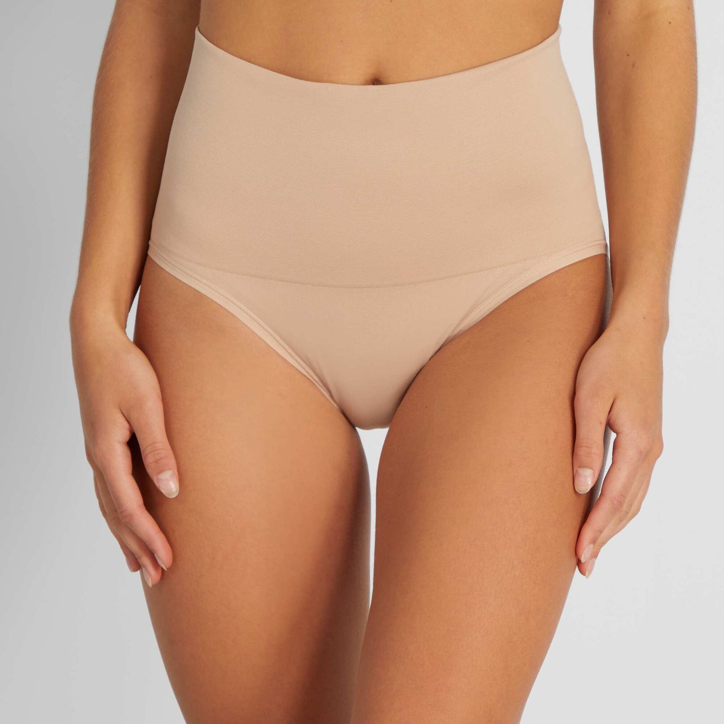 Culotte taille haute gainant Beige