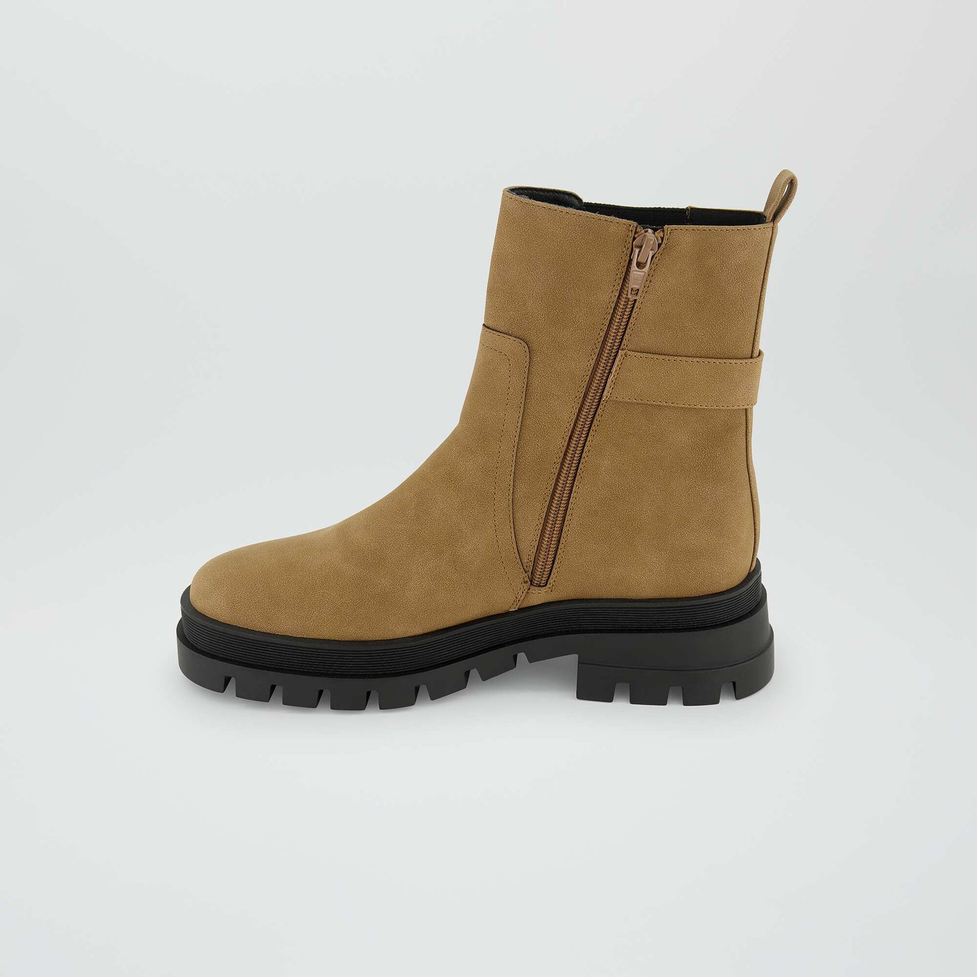 Boots type chelsea Marron