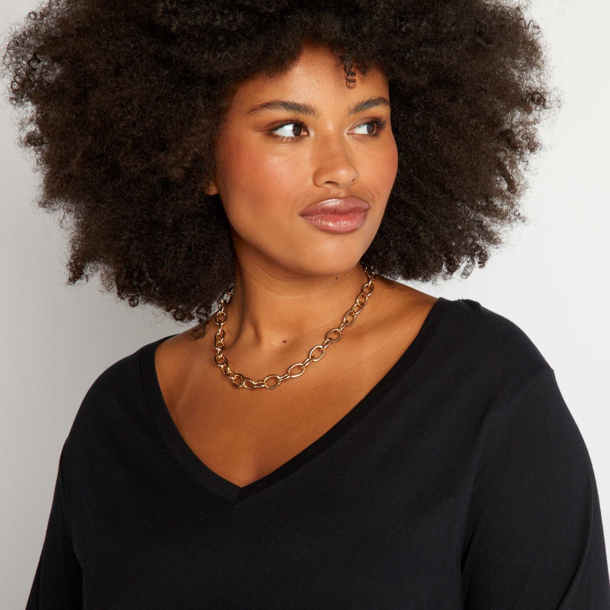 Tee-shirt basique manches longues et col V noir