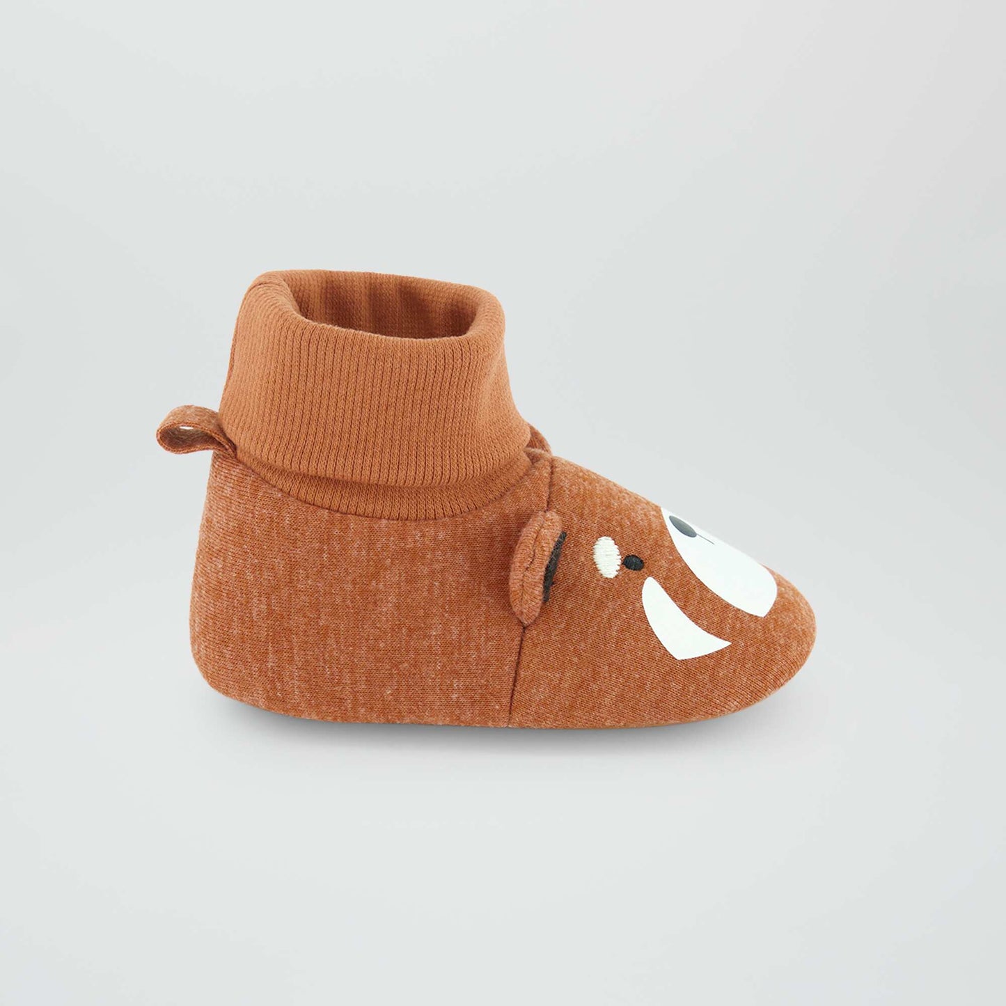 Chaussons 'Panda roux' Marron