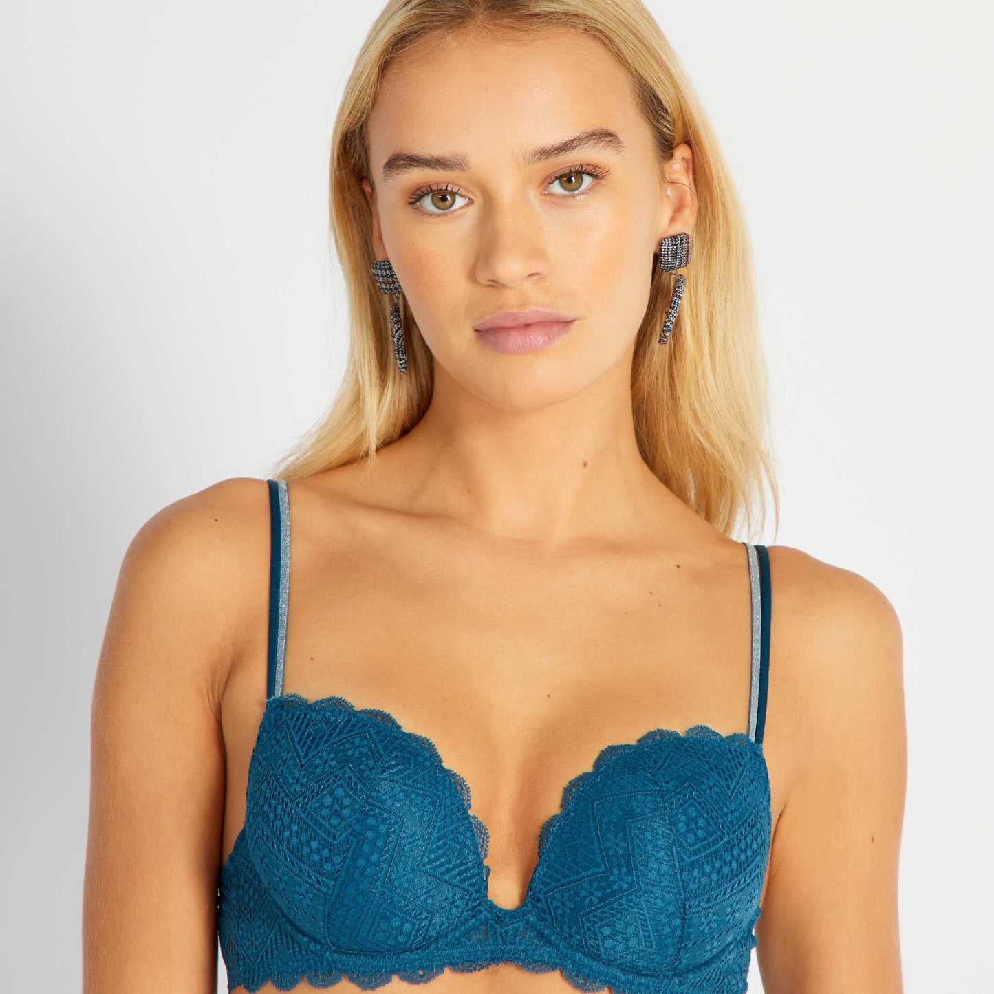 Soutien-gorge push-up dentelle bleu fonc