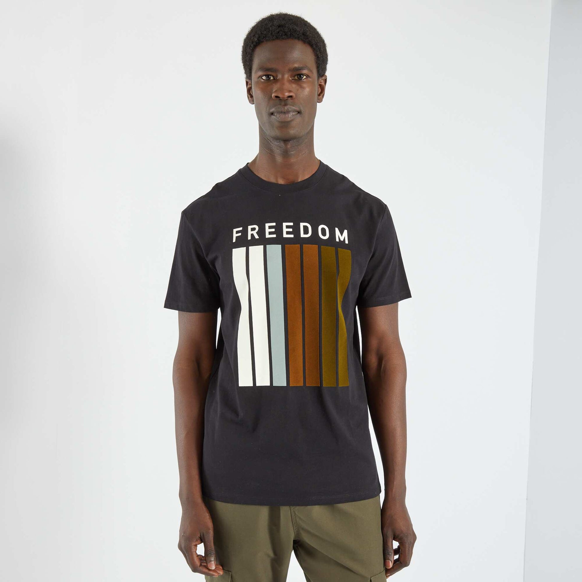 Tee-shirt message 'freedom' noir