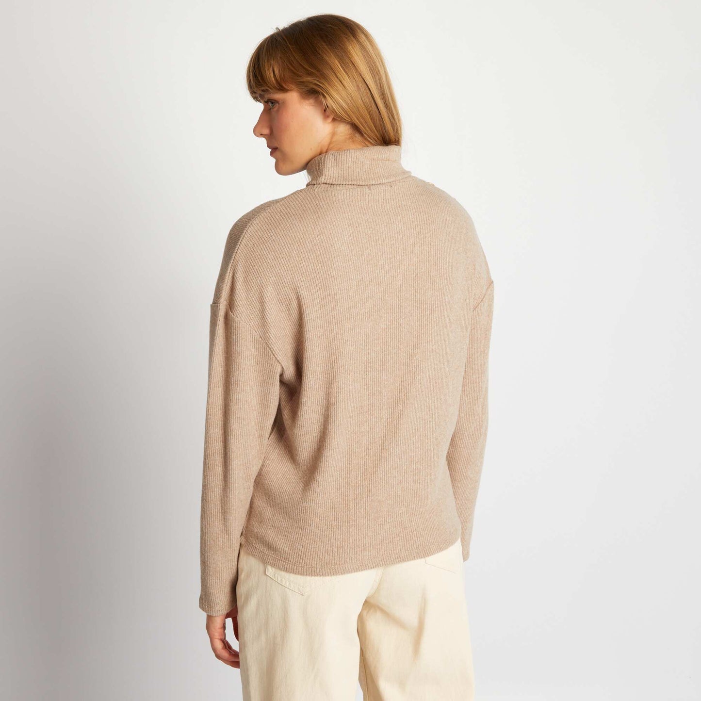 T-shirt col montant Beige