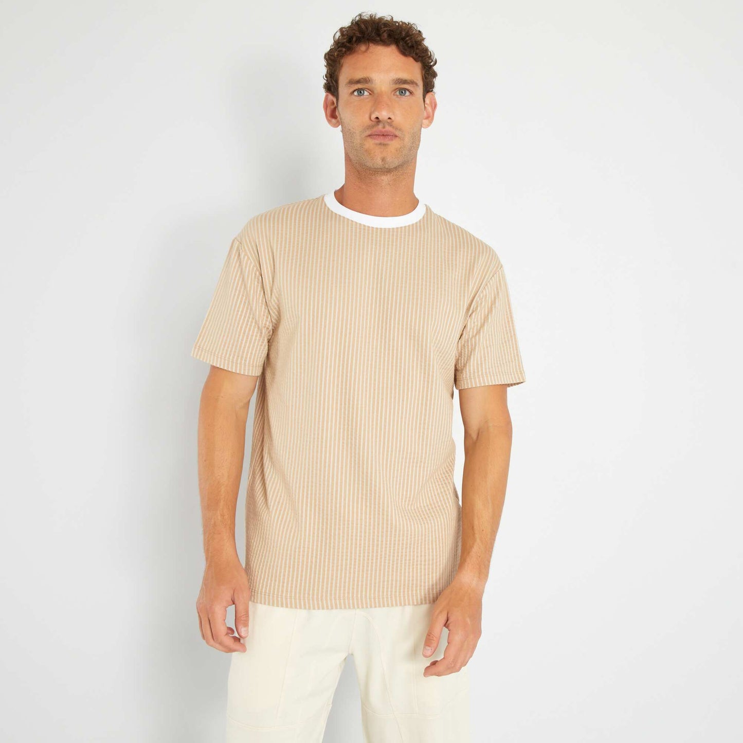 T-shirt en mati re textur e Beige