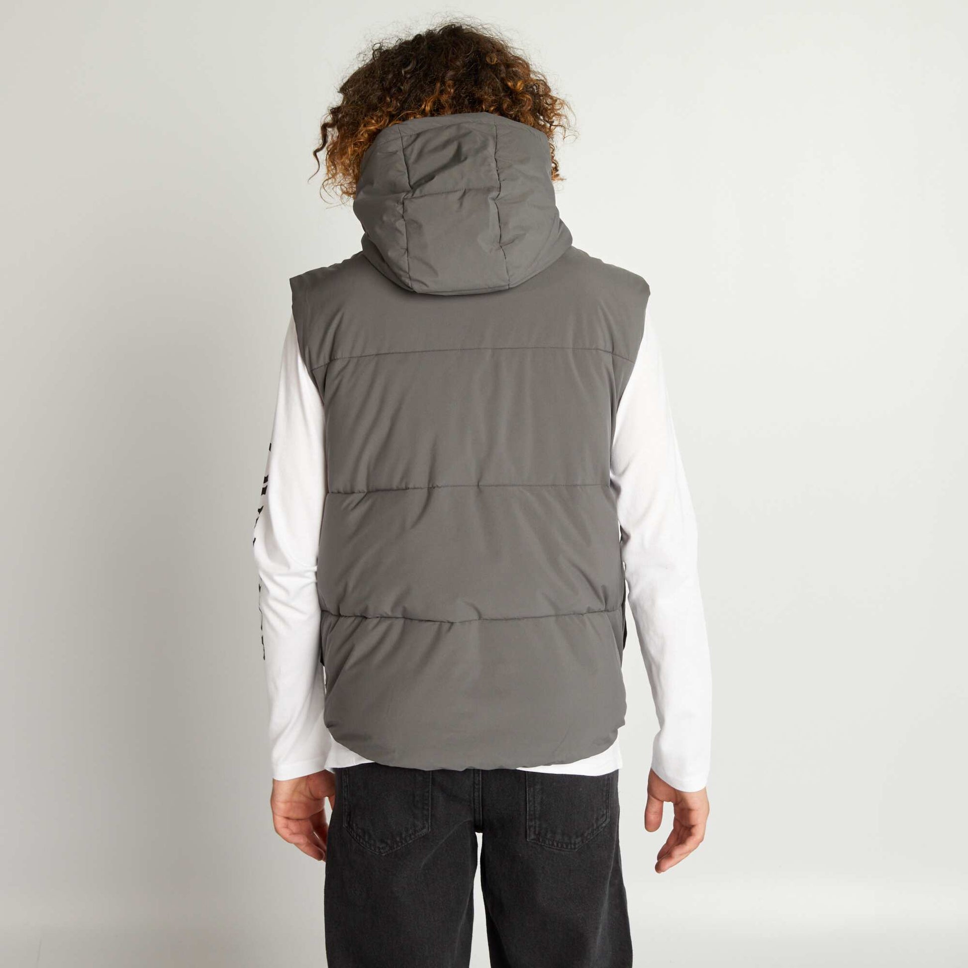 Doudoune sans manches capuche gris