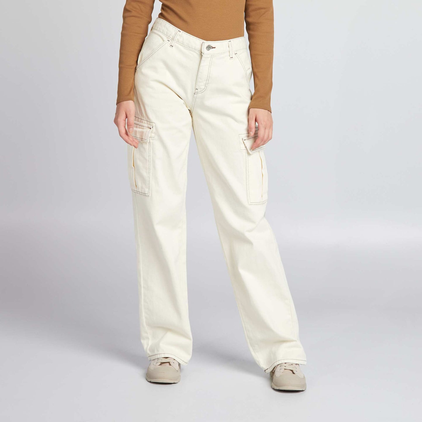 Pantalon avec poches rabats BLANC