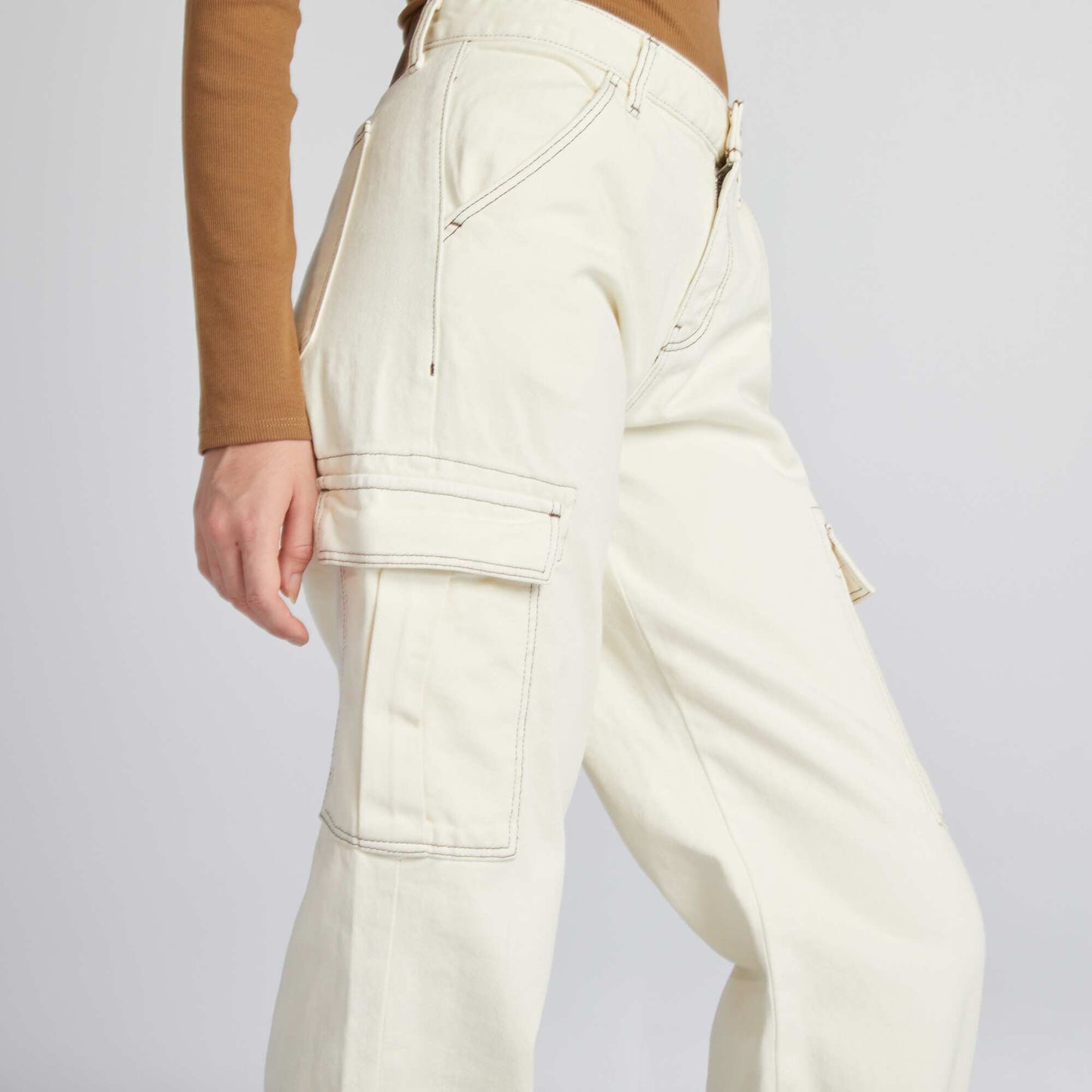 Pantalon avec poches rabats BLANC
