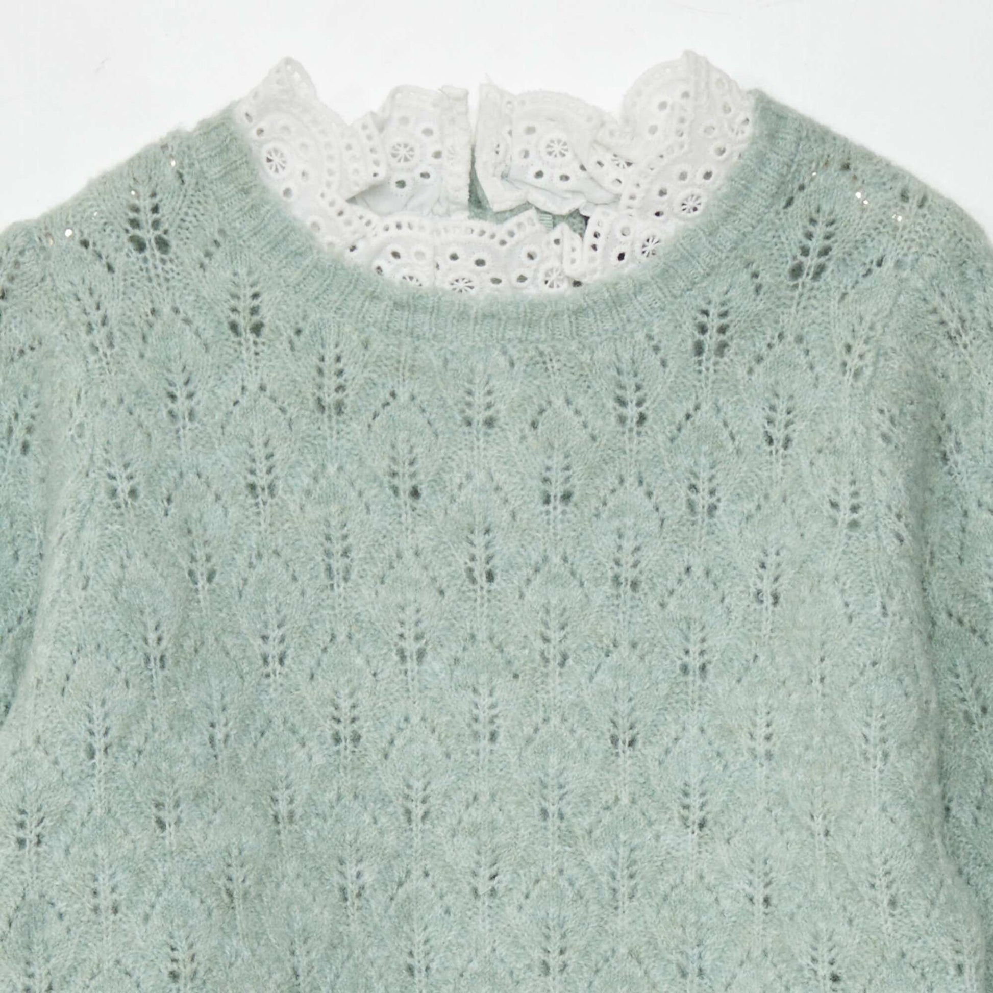 Pull en maille ajour e + broderie anglaise Vert