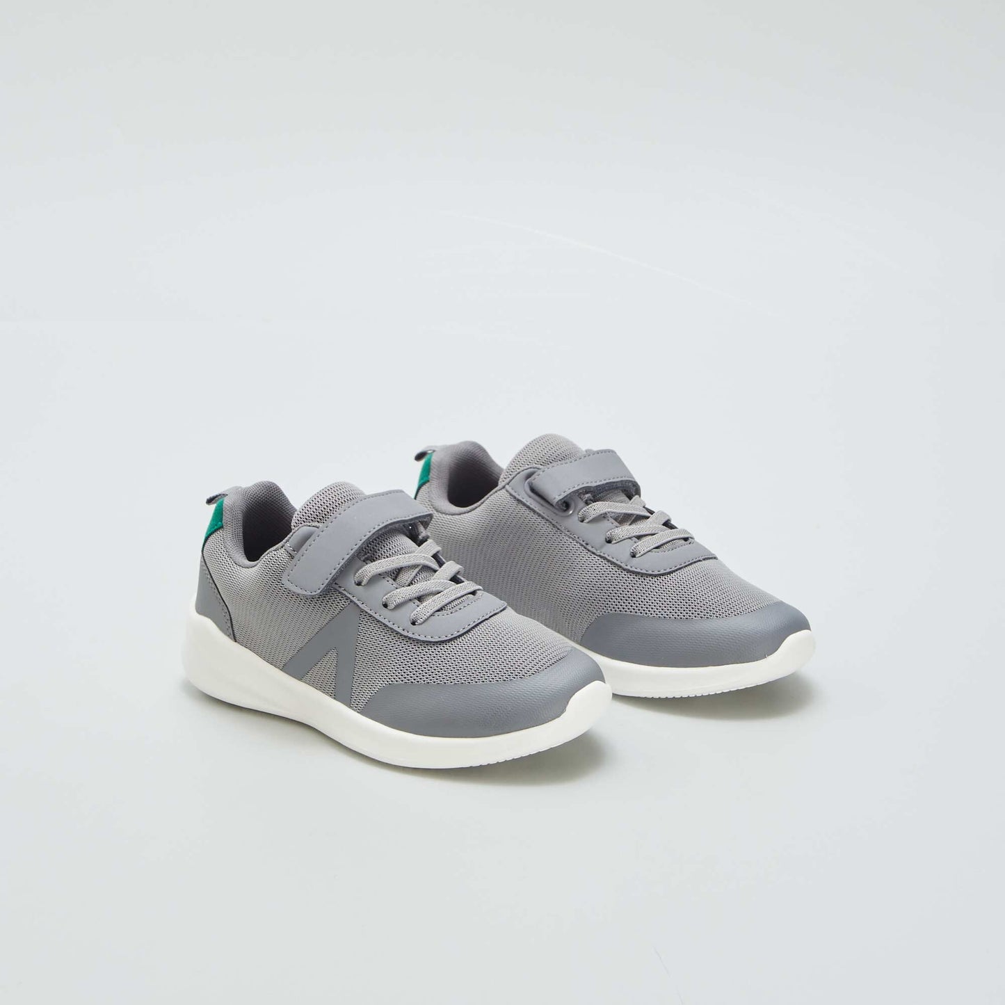 Baskets basses running Gris/vert