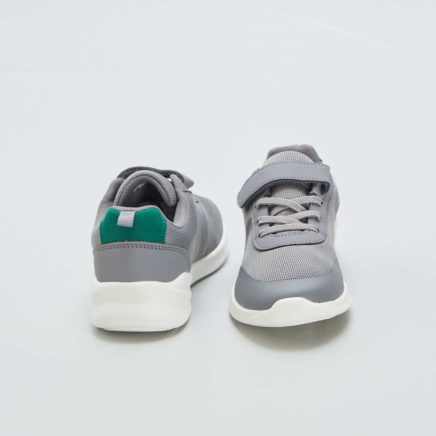 Baskets basses running Gris/vert