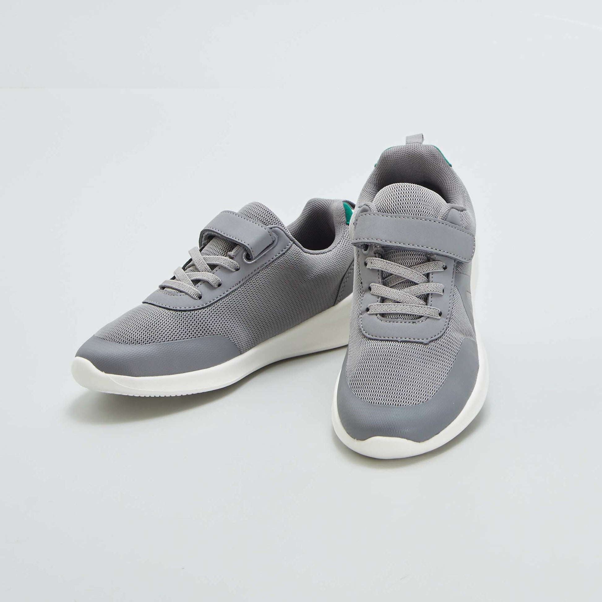 Baskets basses running Gris/vert