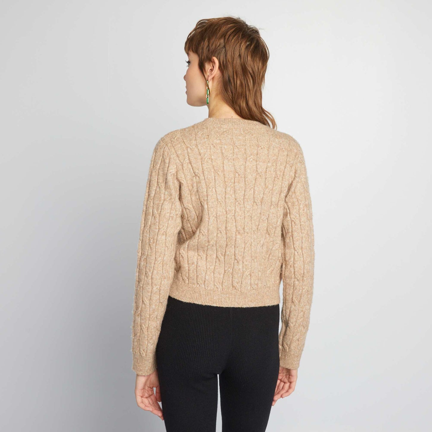 Pull crop top en maille torsad e Beige