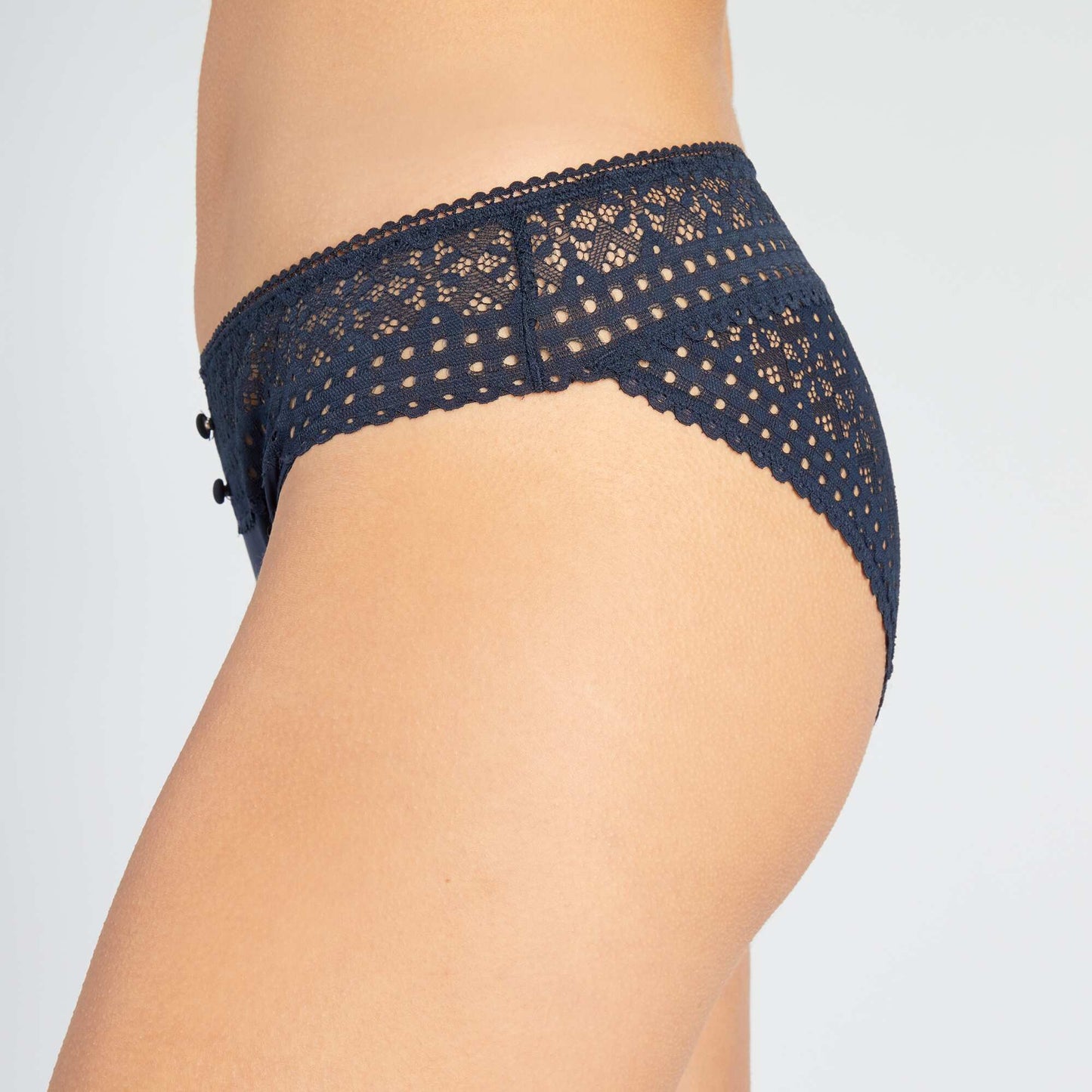 Culotte en dentelle et microfibre bleu marine