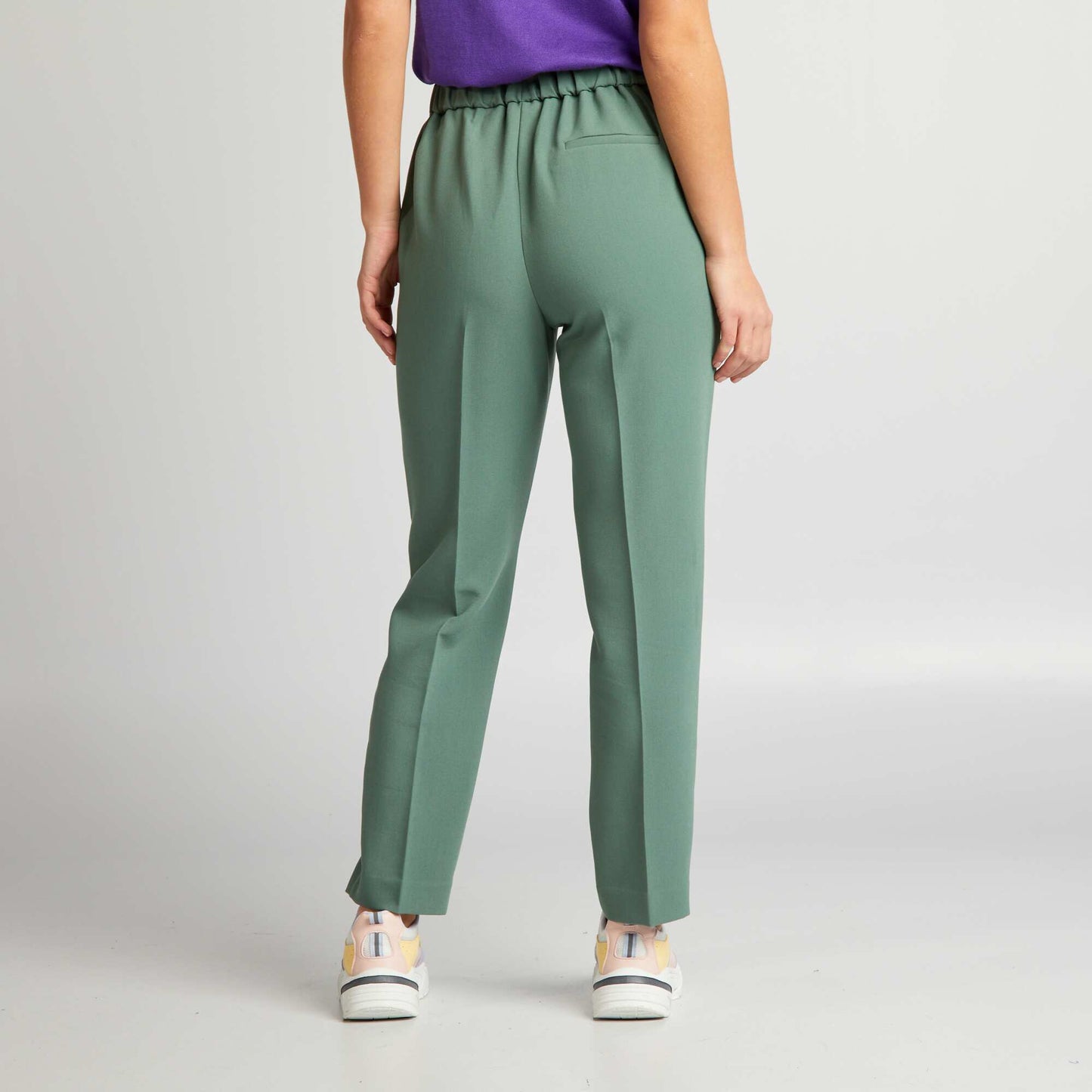 Pantalon droit avec boutons fantaisies dor s Vert