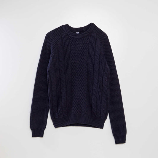 Pull en maille torsad e col rond Bleu