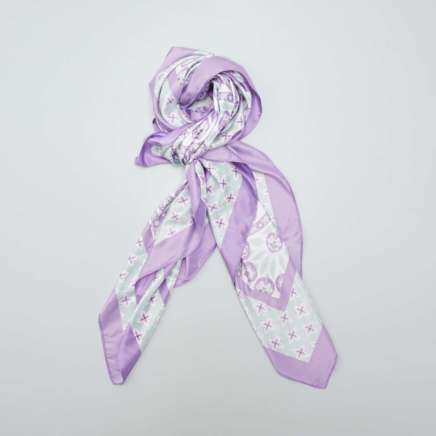 Grand foulard imprim  en satin Violet