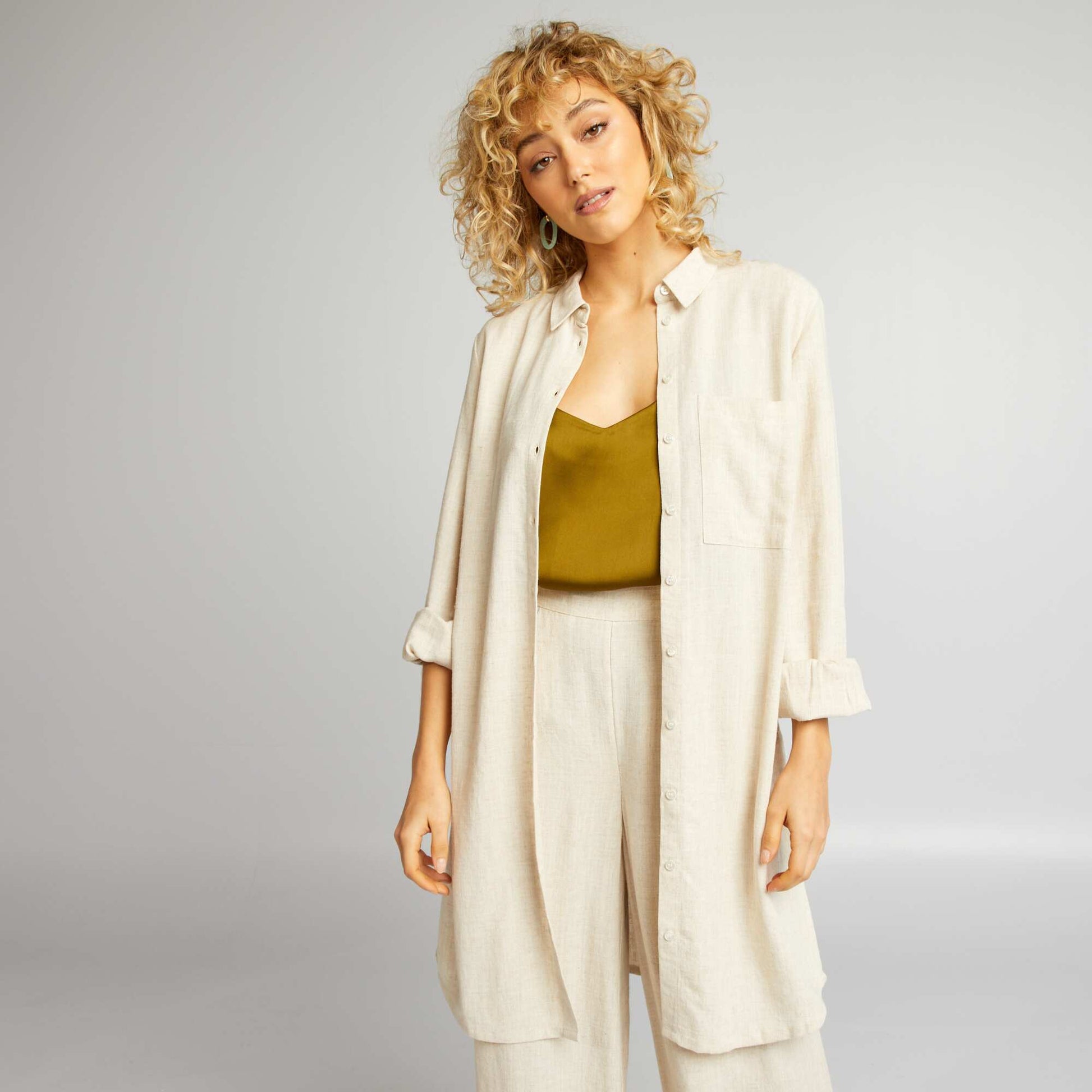 Chemisier extra longue en lin Beige - Main Image