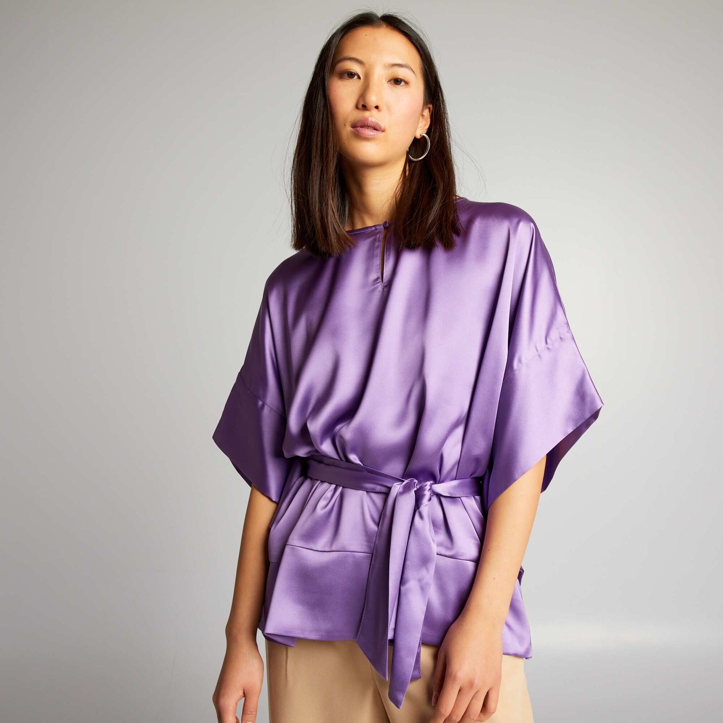 Blouse sans manches unie et satin e Violet