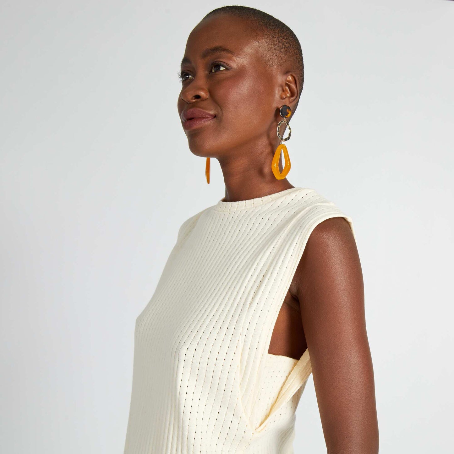 Débardeur en maille ajourée beige