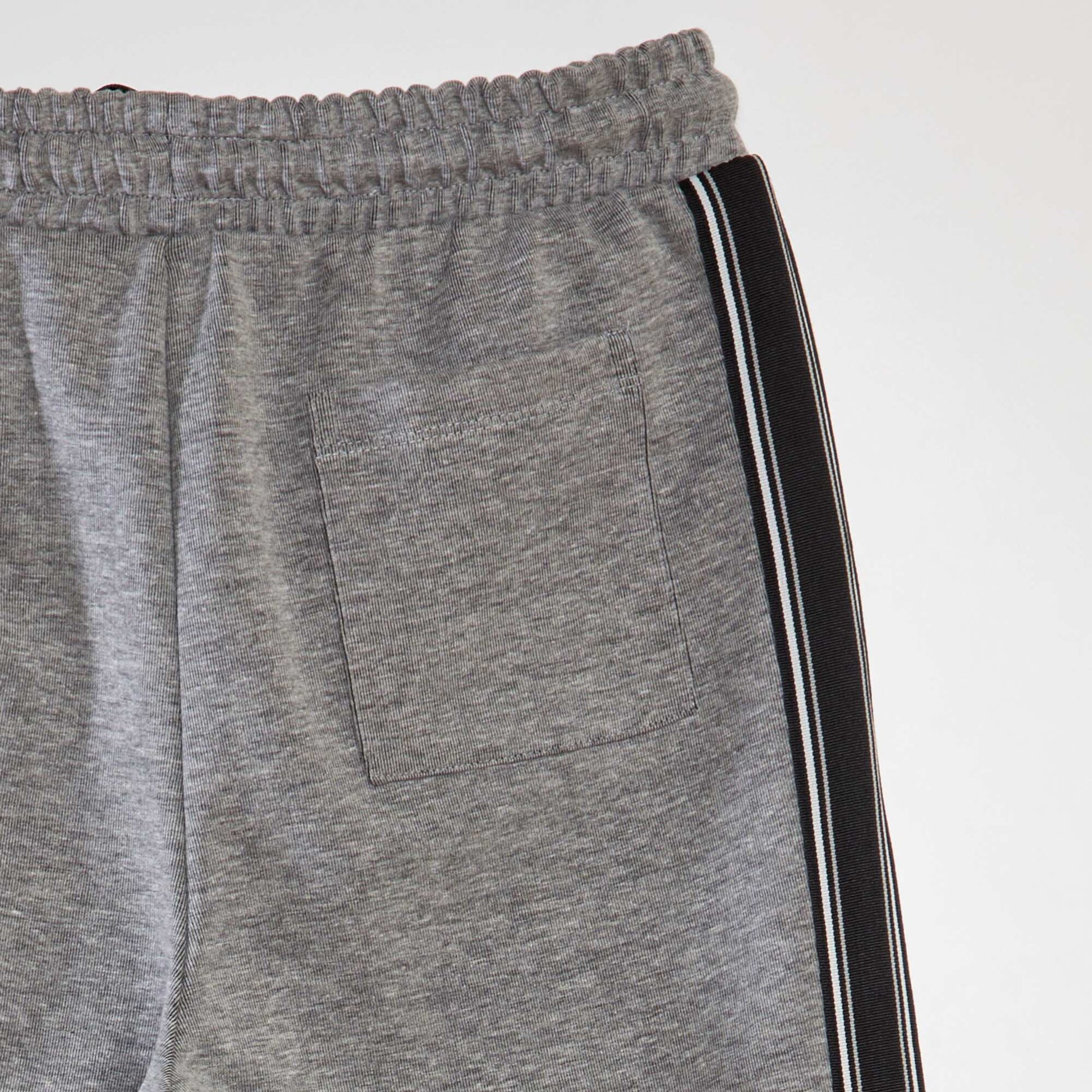 Pantalon jogging en interlock avec biais contrast Gris