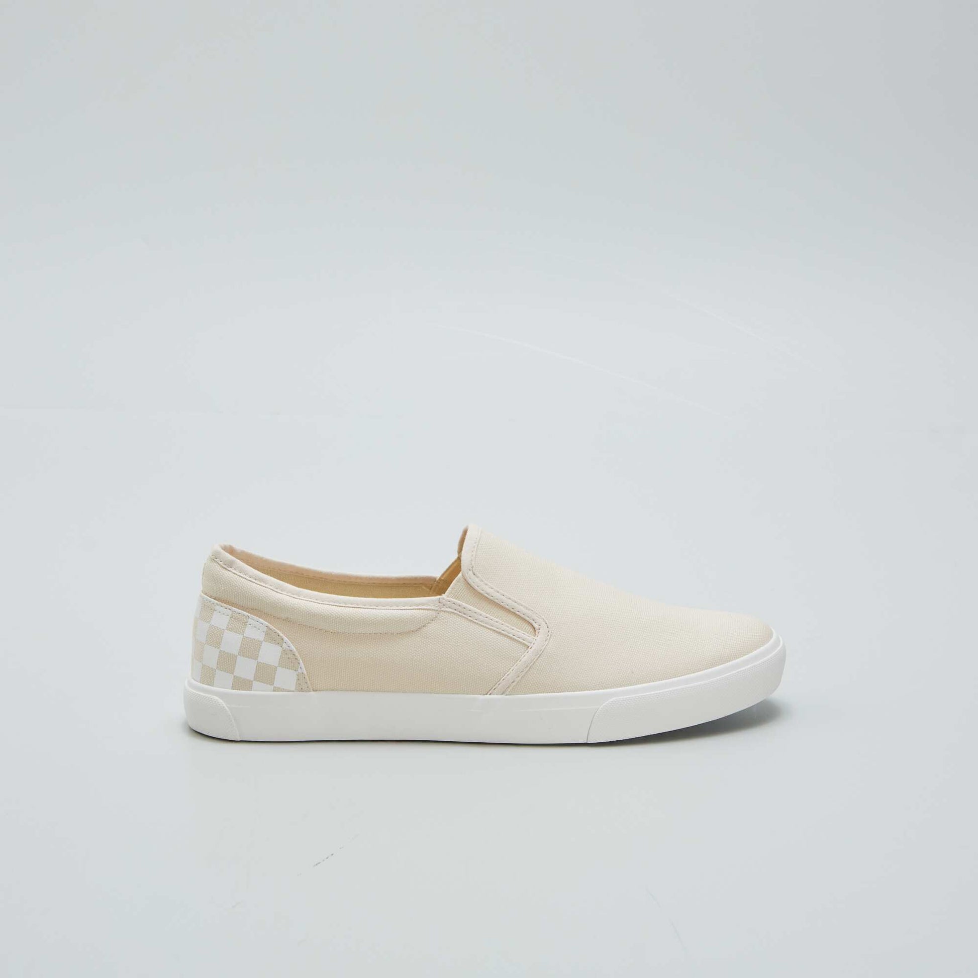 Baskets type 'slip-on' Beige