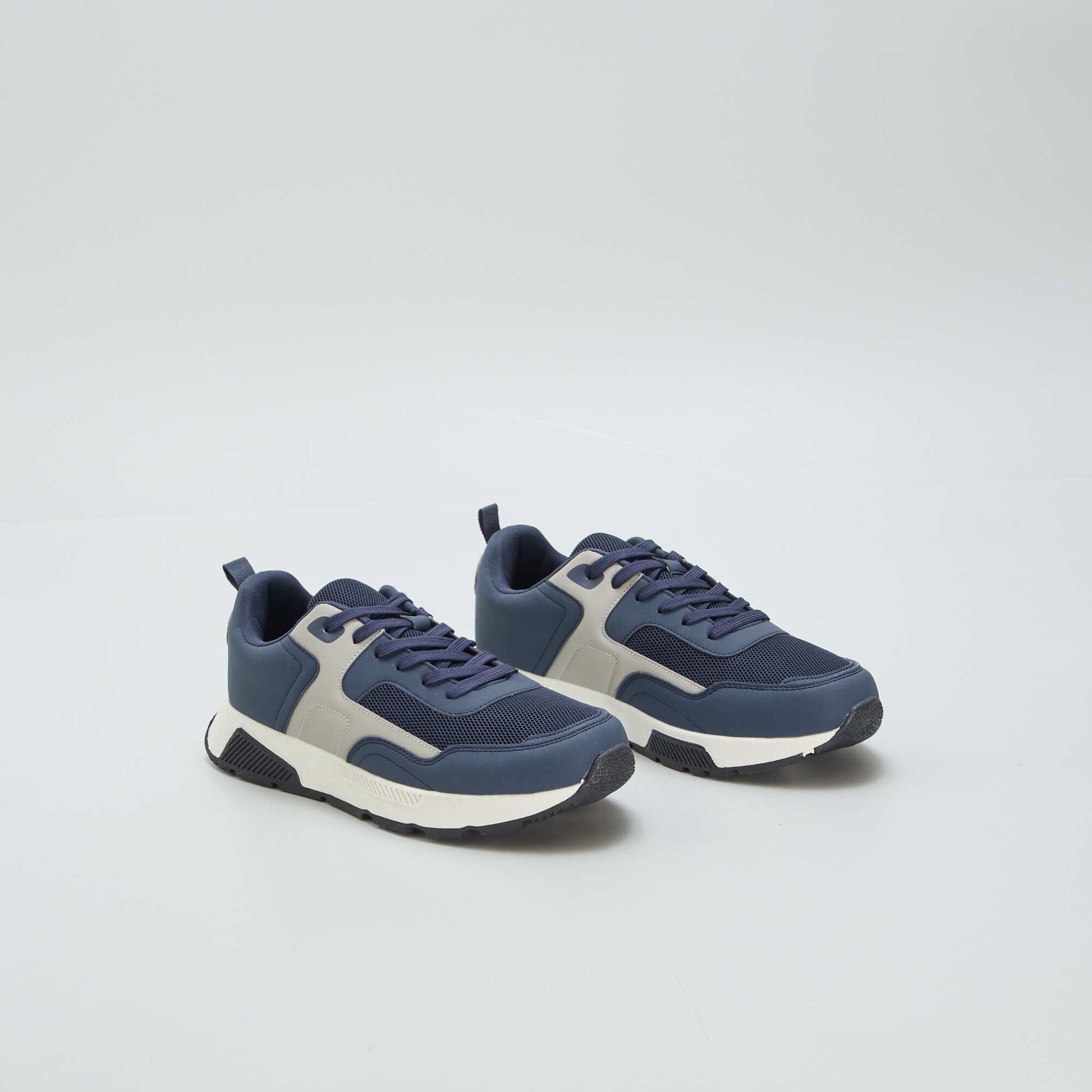 Baskets de sport en mesh tricolores Bleu