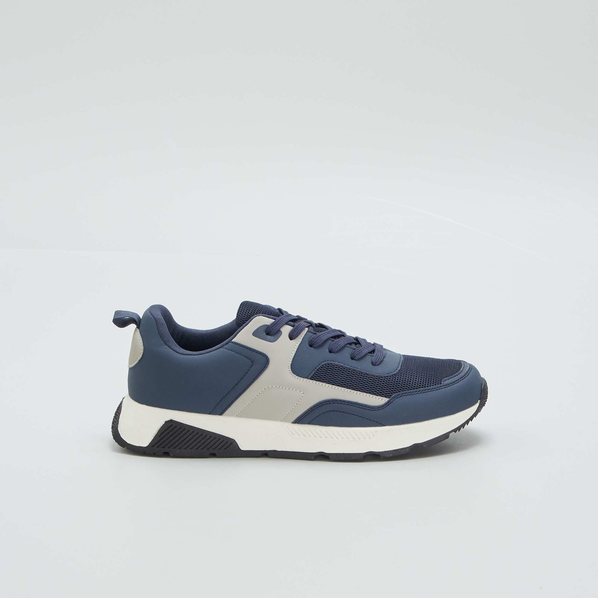 Baskets de sport en mesh tricolores Bleu