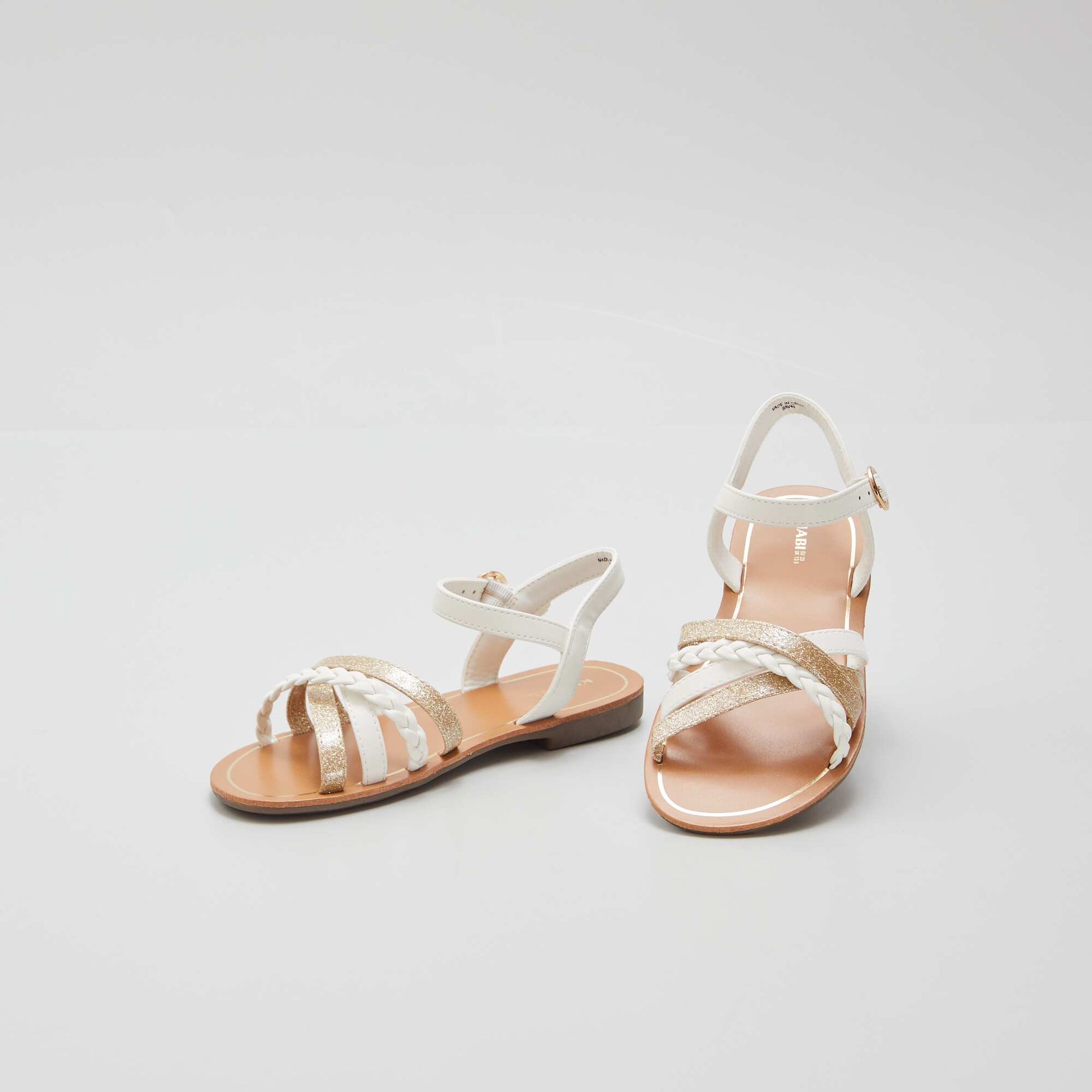 Sandales multiples brides fantaisies blanc